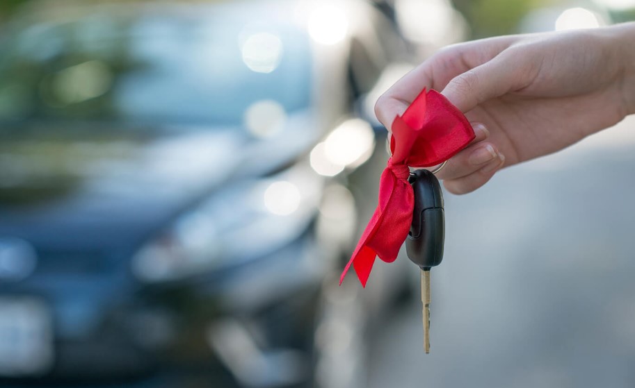 How To Gift Car To Family Member Texas?