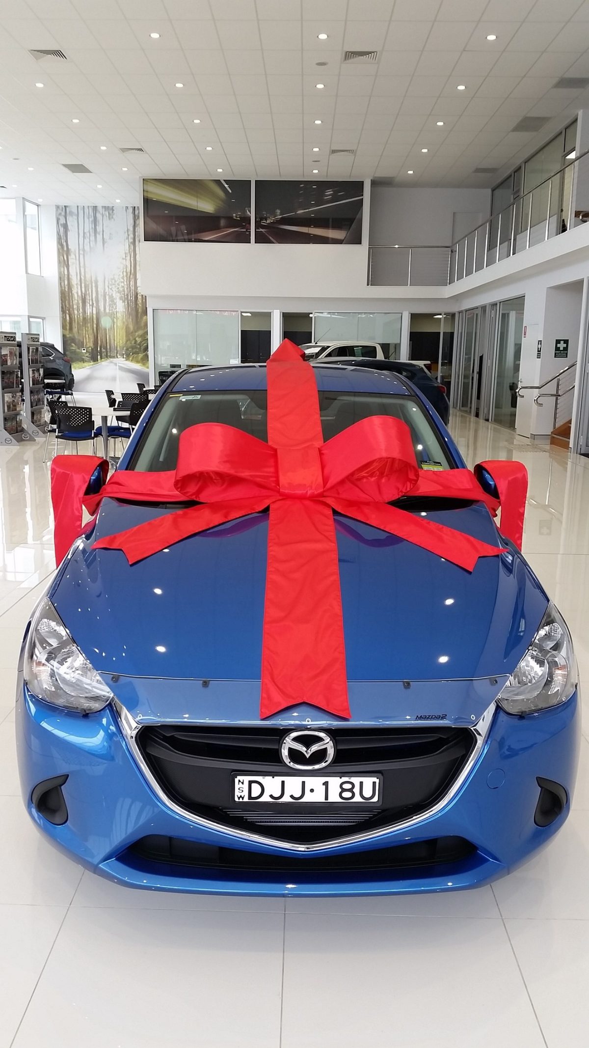 gift 2096990 1920 1200x2133 1